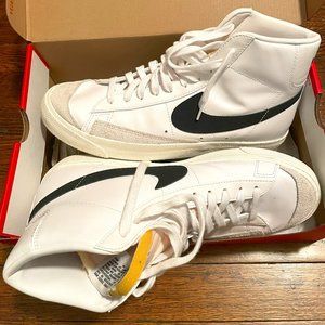 Nike Blazer Mid '77 White/Sail/Peach/Black High Top Leather Sneakers Sz 10.5
